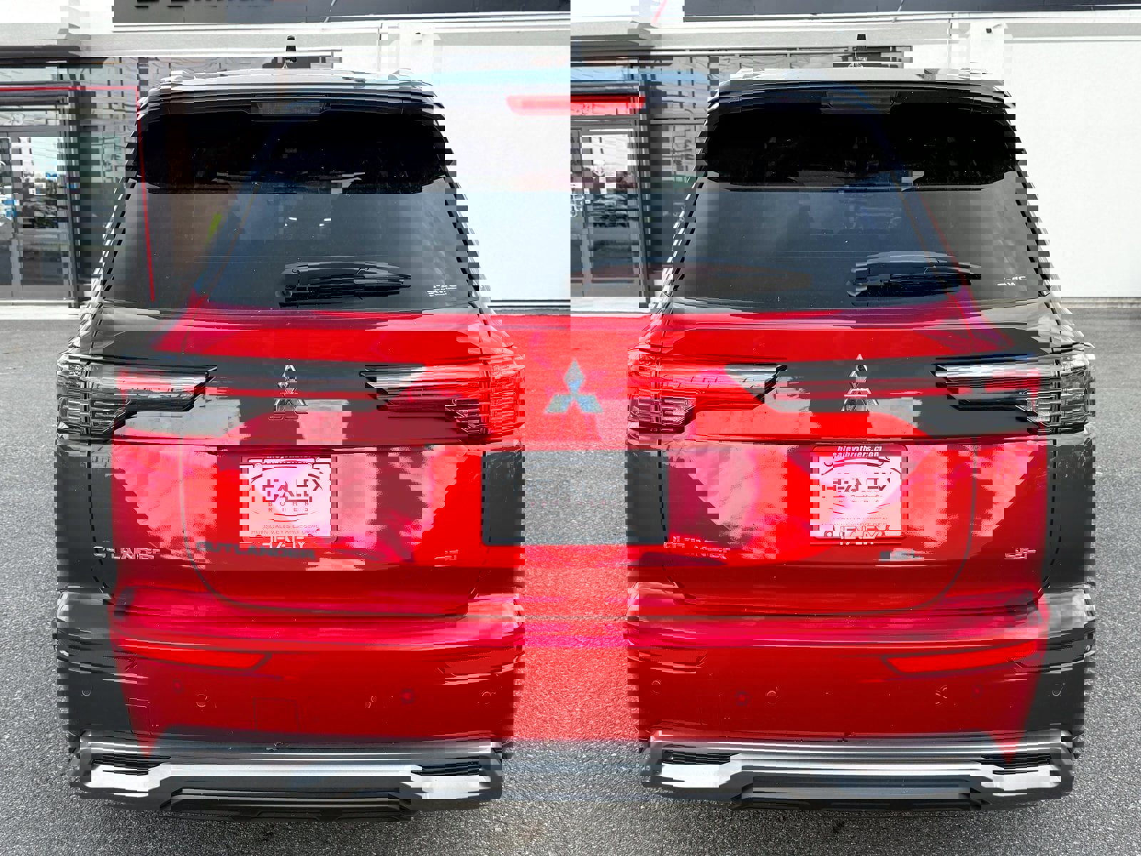 New 2025 Mitsubishi Outlander AWD image 9