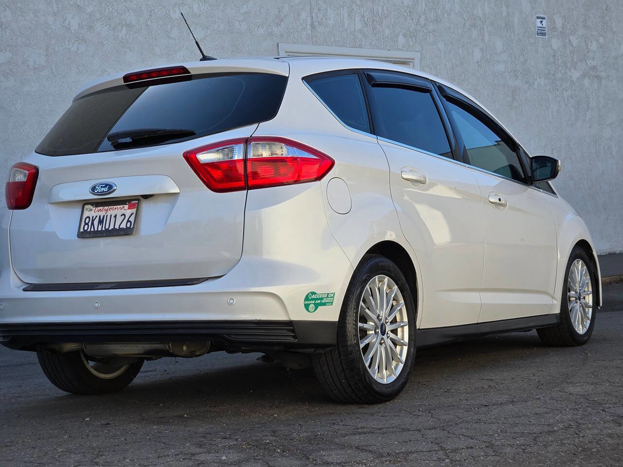 Used 2013 Ford C-MAX Energi SEL image 17