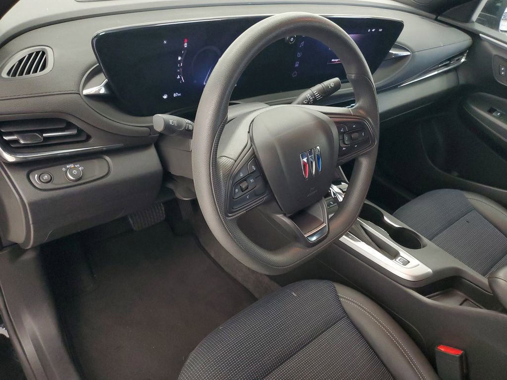 Used 2025 Buick Envista Preferred FWD image 12