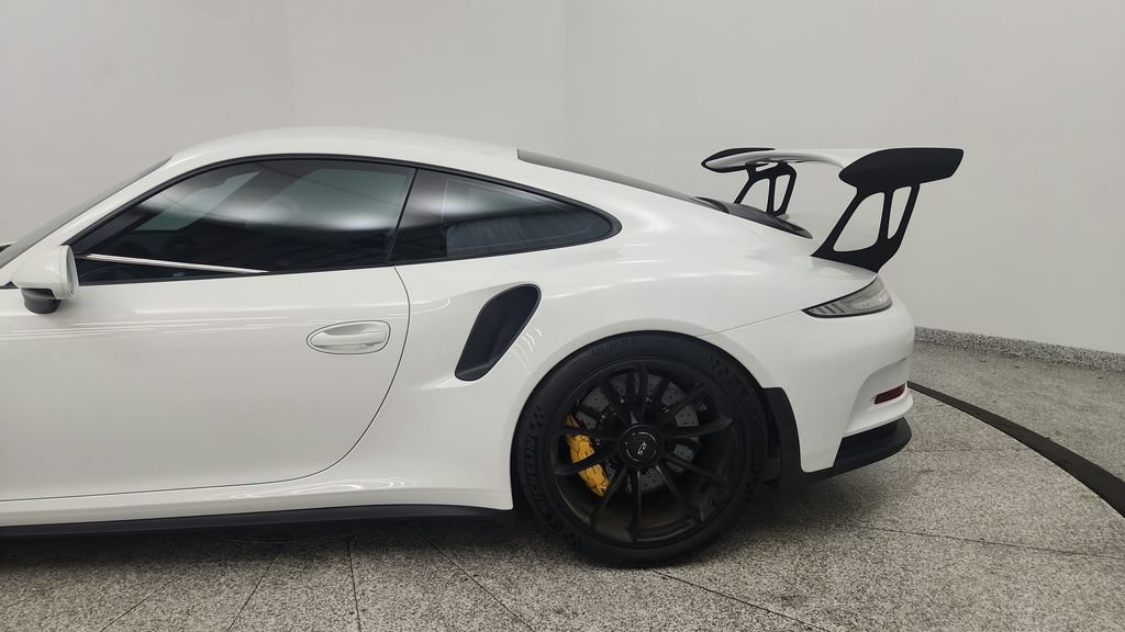 Used 2016 Porsche 911 GT3 RS RWD image 13