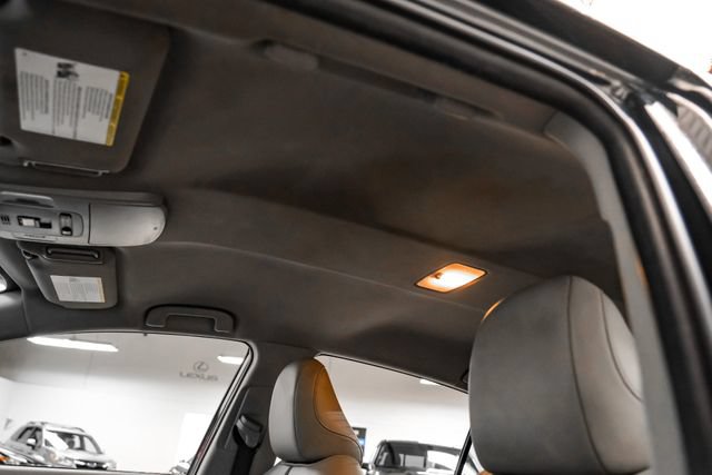 Used 2022 Toyota Camry SE FWD image 27
