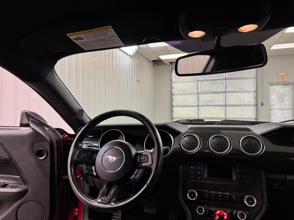 Used 2019 Ford Mustang GT RWD image 19