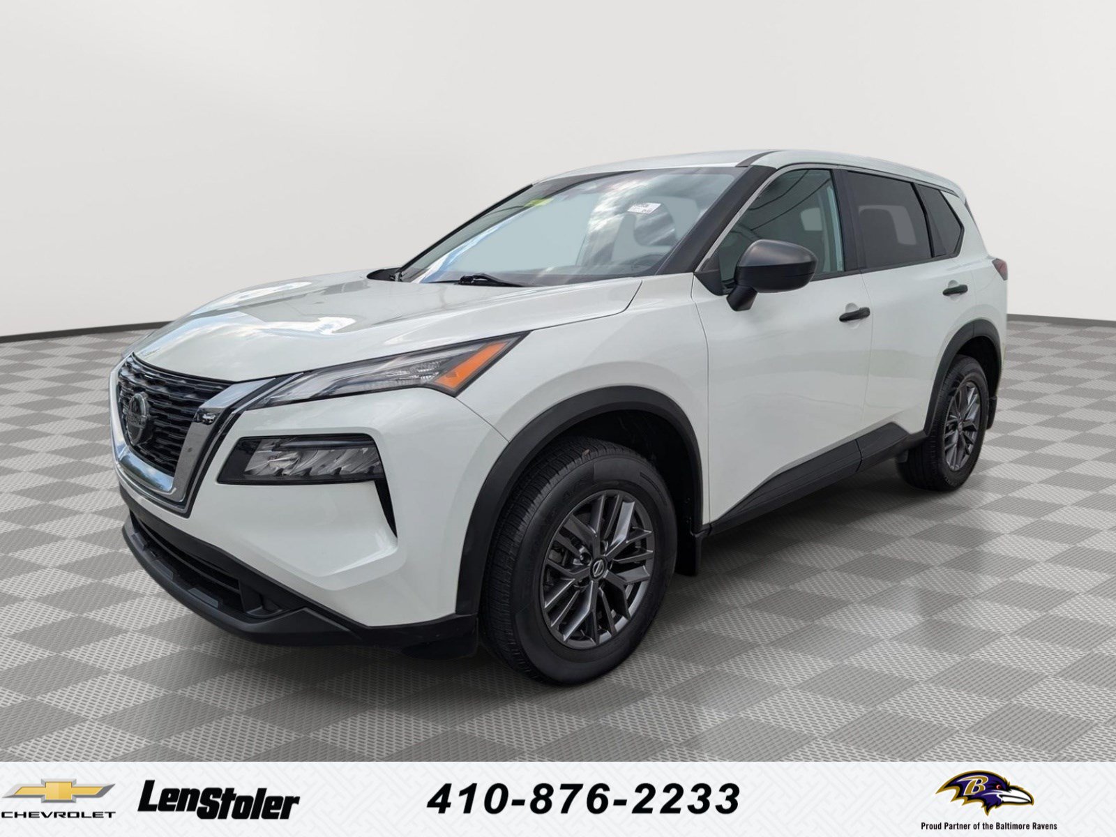 Used 2021 Nissan Rogue S AWD/4WD image 1