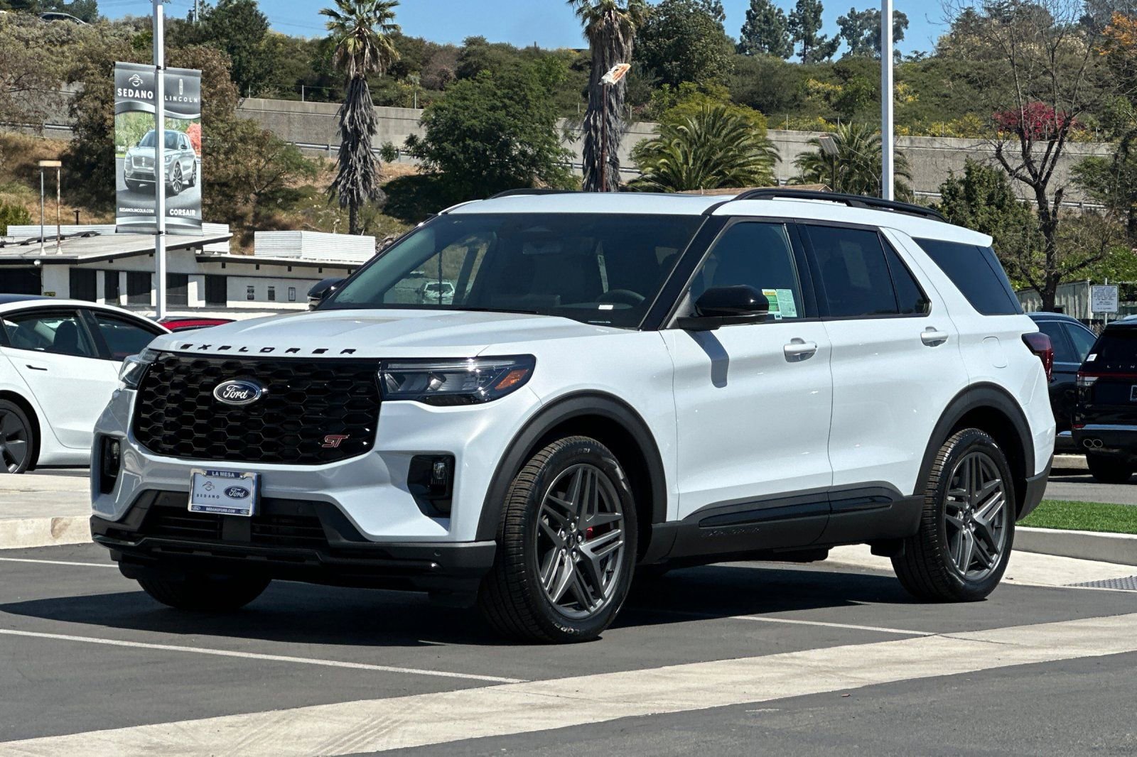 New 2026 Ford Explorer ST w/ Sun And Sound Package image 7