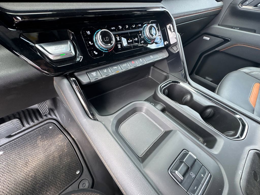 Used 2025 GMC Sierra 2500 AT4 w/ AT4 Preferred Package image 32