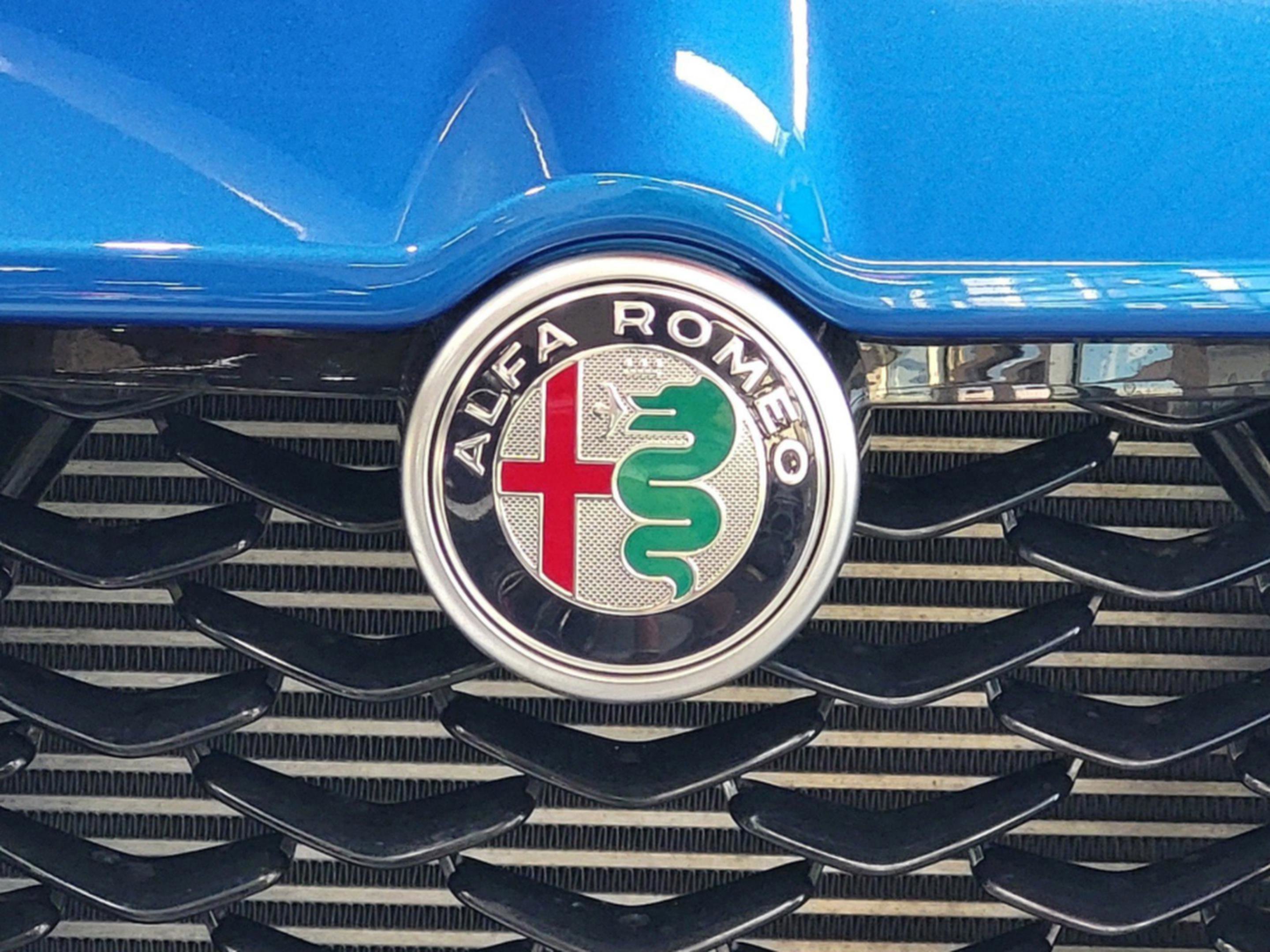 New 2025 Alfa Romeo Stelvio Sprint image 87