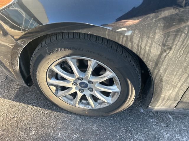 Used 2016 Ford Fusion S image 14