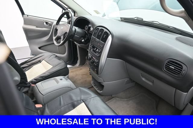 Used 2006 Dodge Grand Caravan SXT FWD image 30