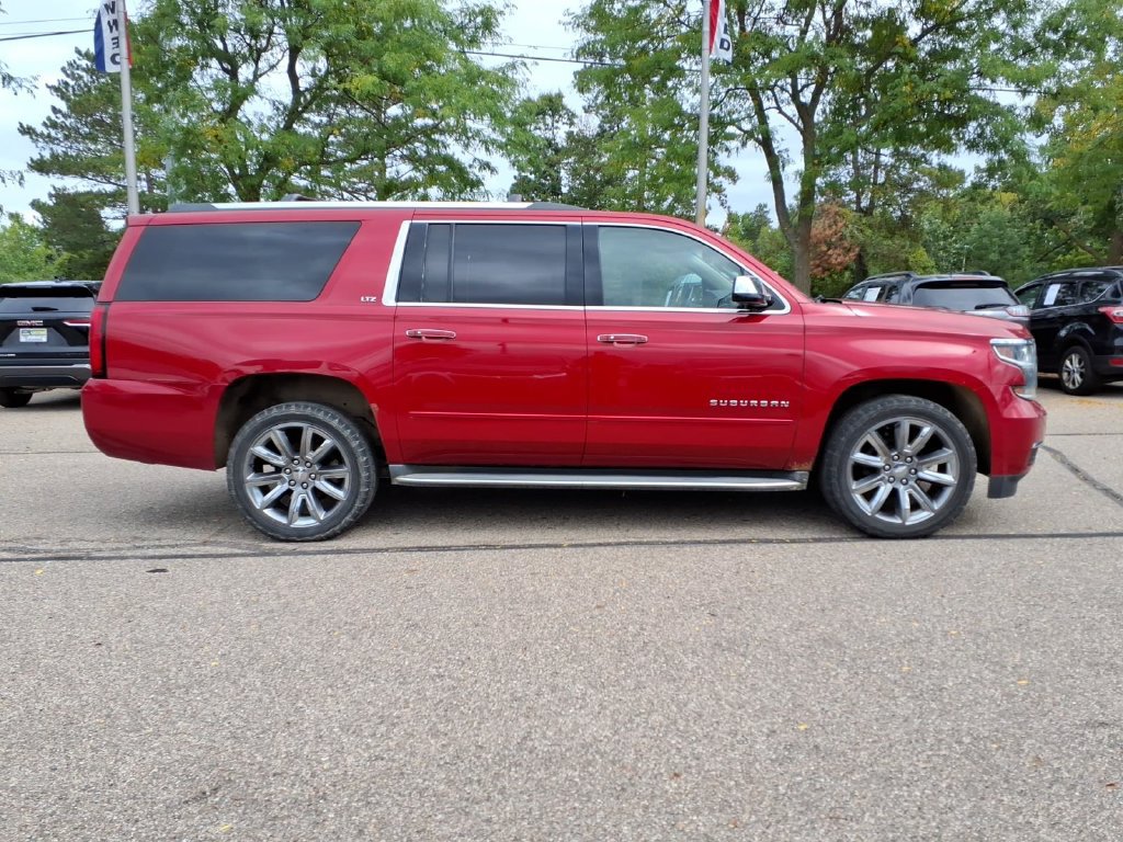 Used 2015 Chevrolet Suburban LTZ AWD/4WD image 5