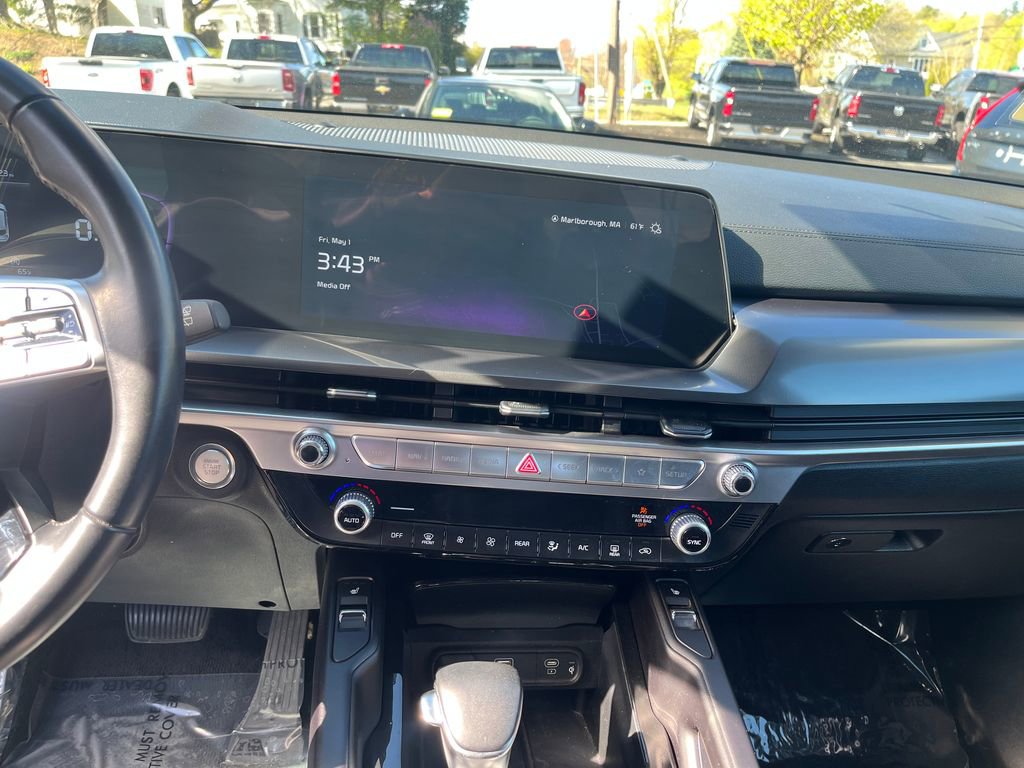 Used 2025 Kia Telluride S FWD image 33