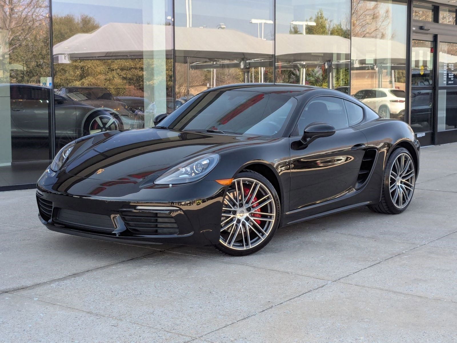 Certified 2025 Porsche 718 Cayman S image 1
