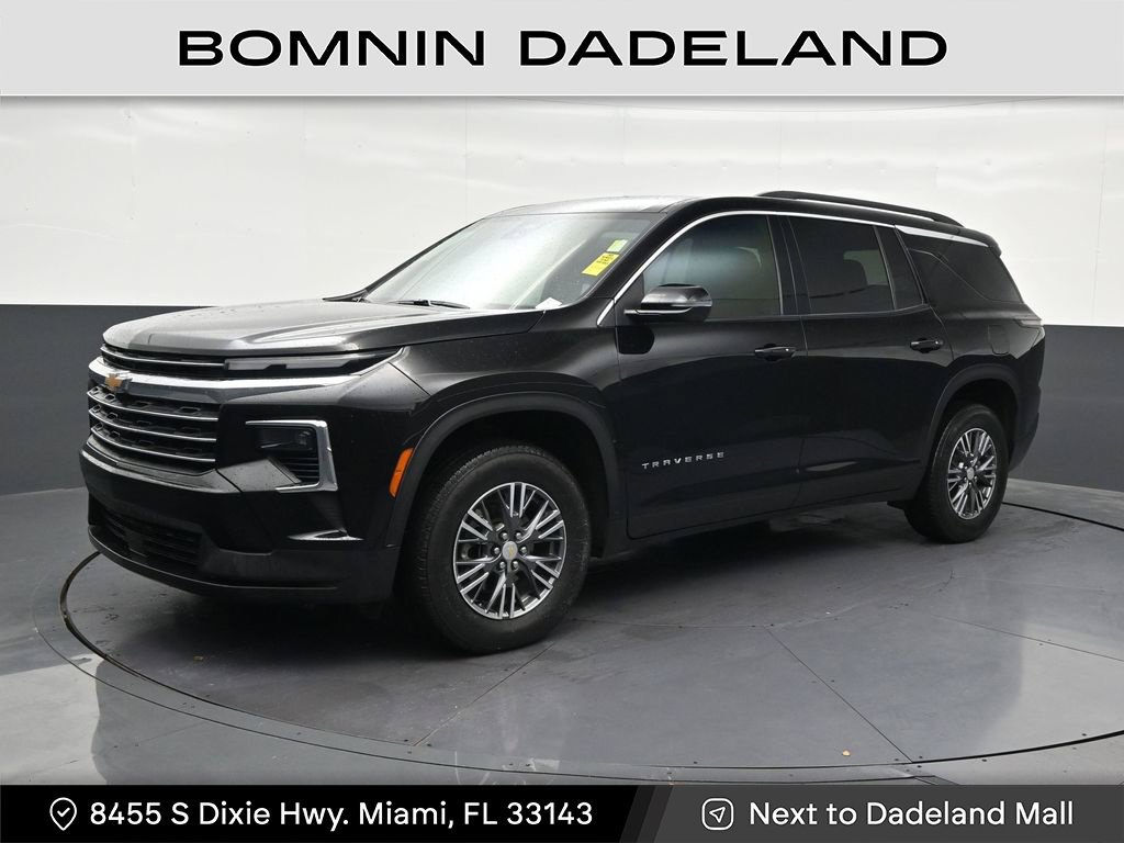 Used 2026 Chevrolet Traverse LT