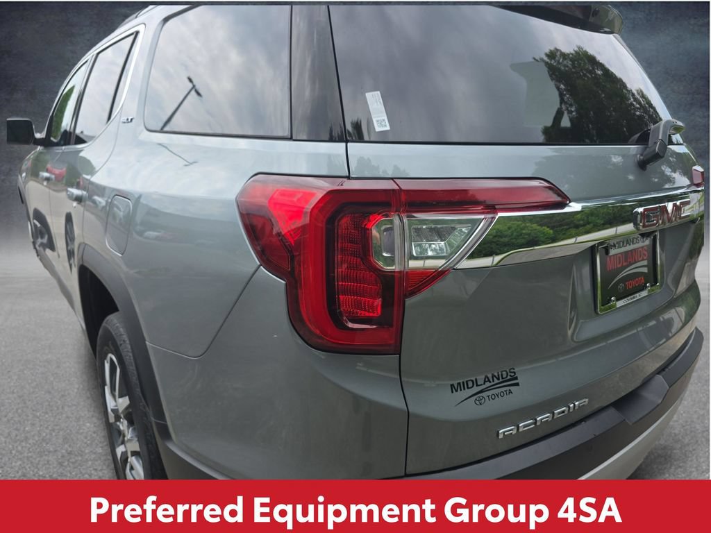 Used 2023 GMC Acadia SLT w/ Preferred Package FWD image 8