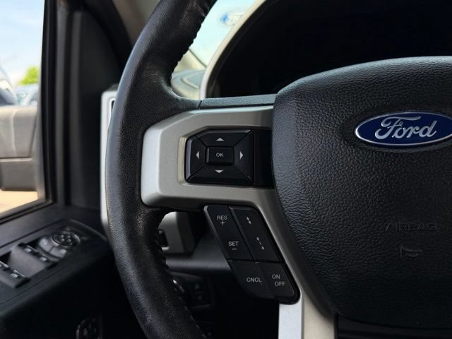 Used 2019 Ford F150 Lariat w/ Equipment Group 502A Luxury AWD/4WD image 12