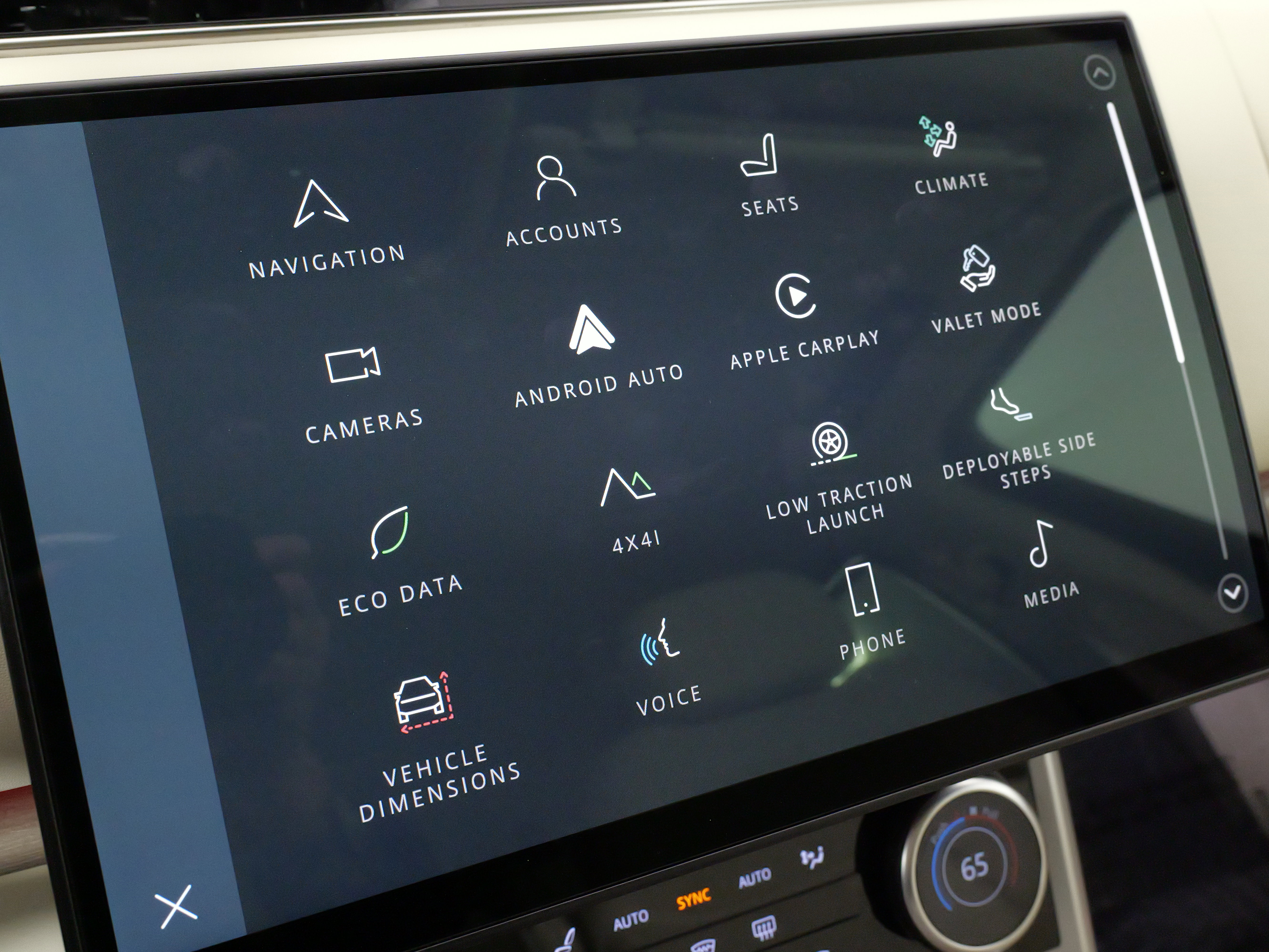 Used 2023 Land Rover Range Rover SE image 58