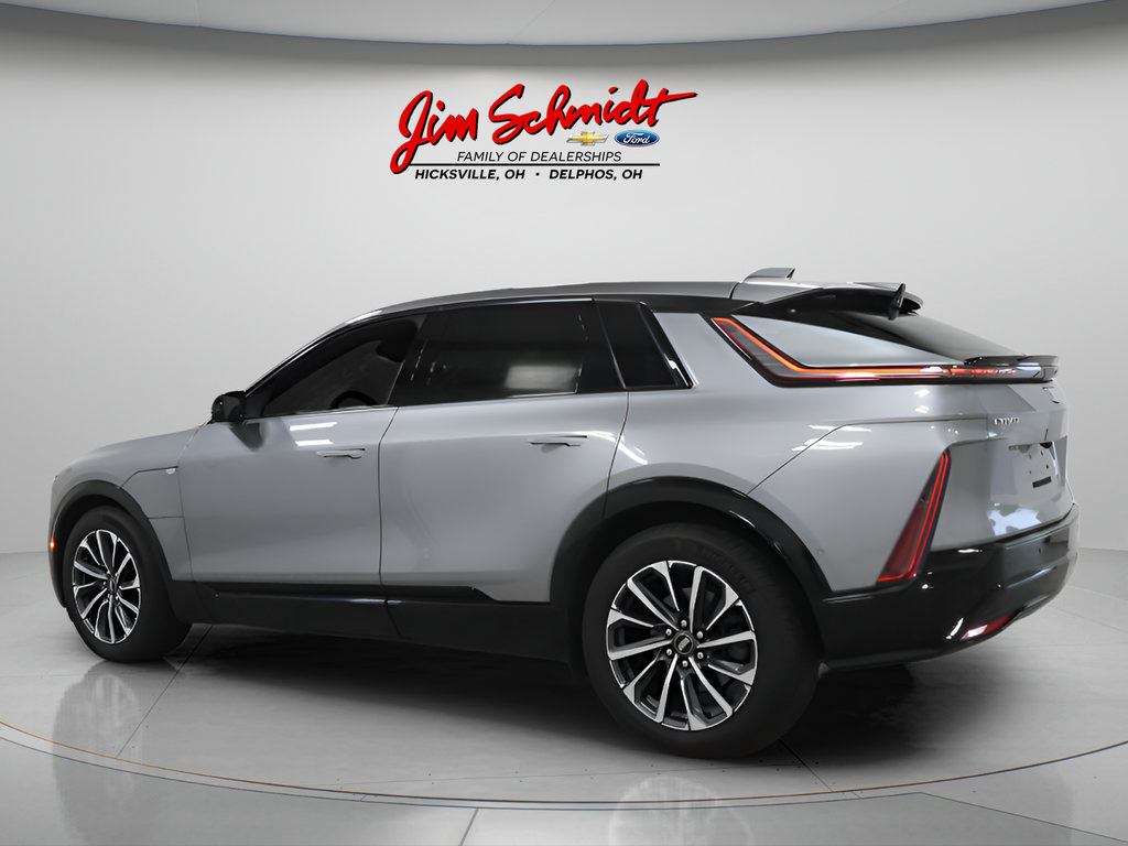 Used 2024 Cadillac Lyriq Sport AWD/4WD image 4