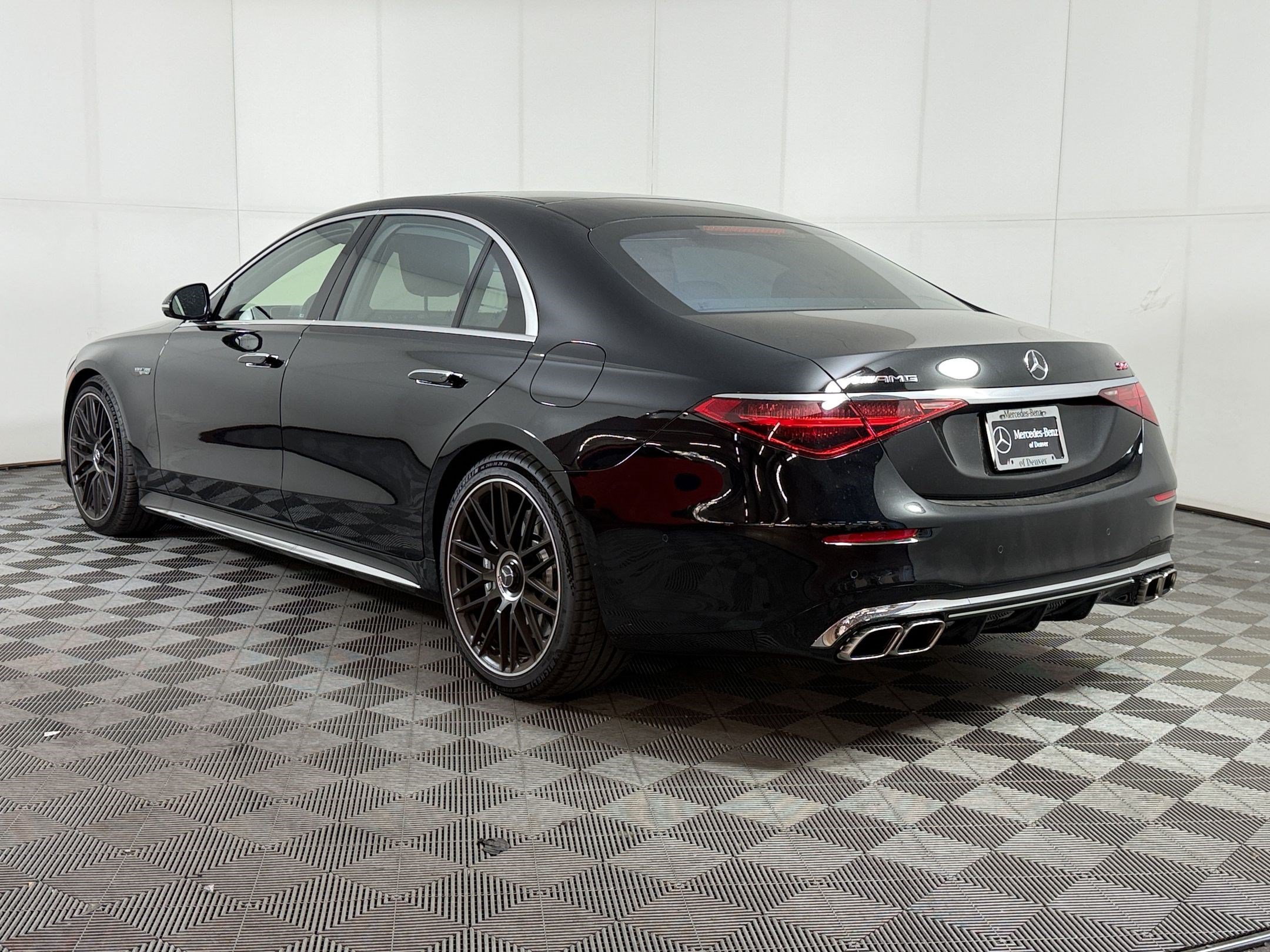 New 2026 Mercedes-Benz S 63 AMG S image 3
