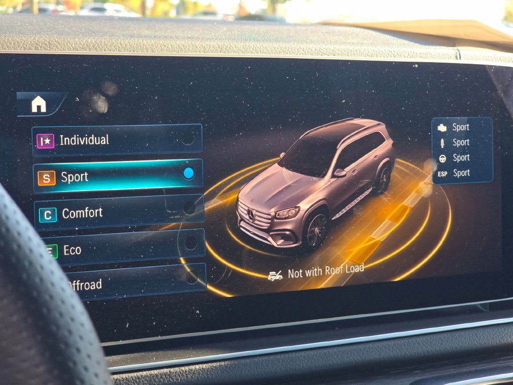 Certified 2026 Mercedes-Benz GLS 450 4MATIC image 31