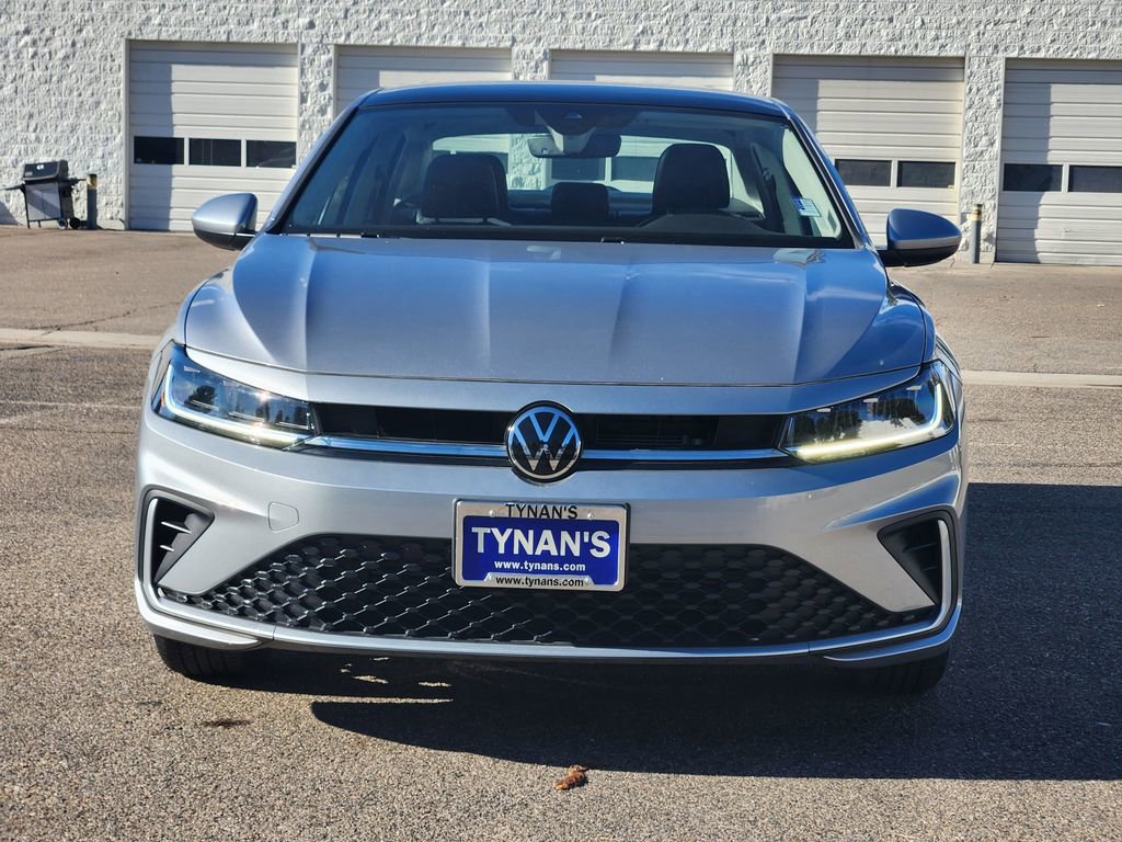 Certified 2025 Volkswagen Jetta SE image 5