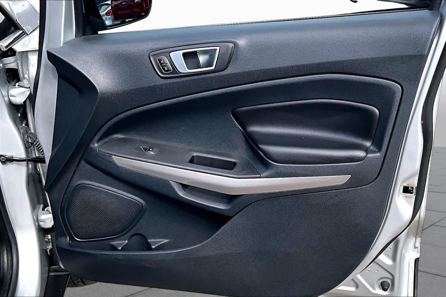 Certified 2020 Ford EcoSport Titanium AWD/4WD image 23