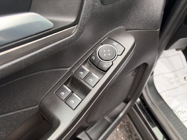 Used 2022 Ford Escape Titanium AWD/4WD image 15