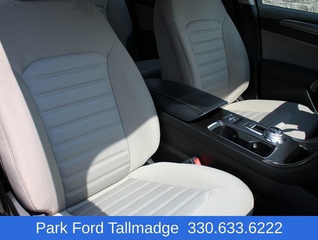 Used 2018 Ford Fusion S FWD image 21