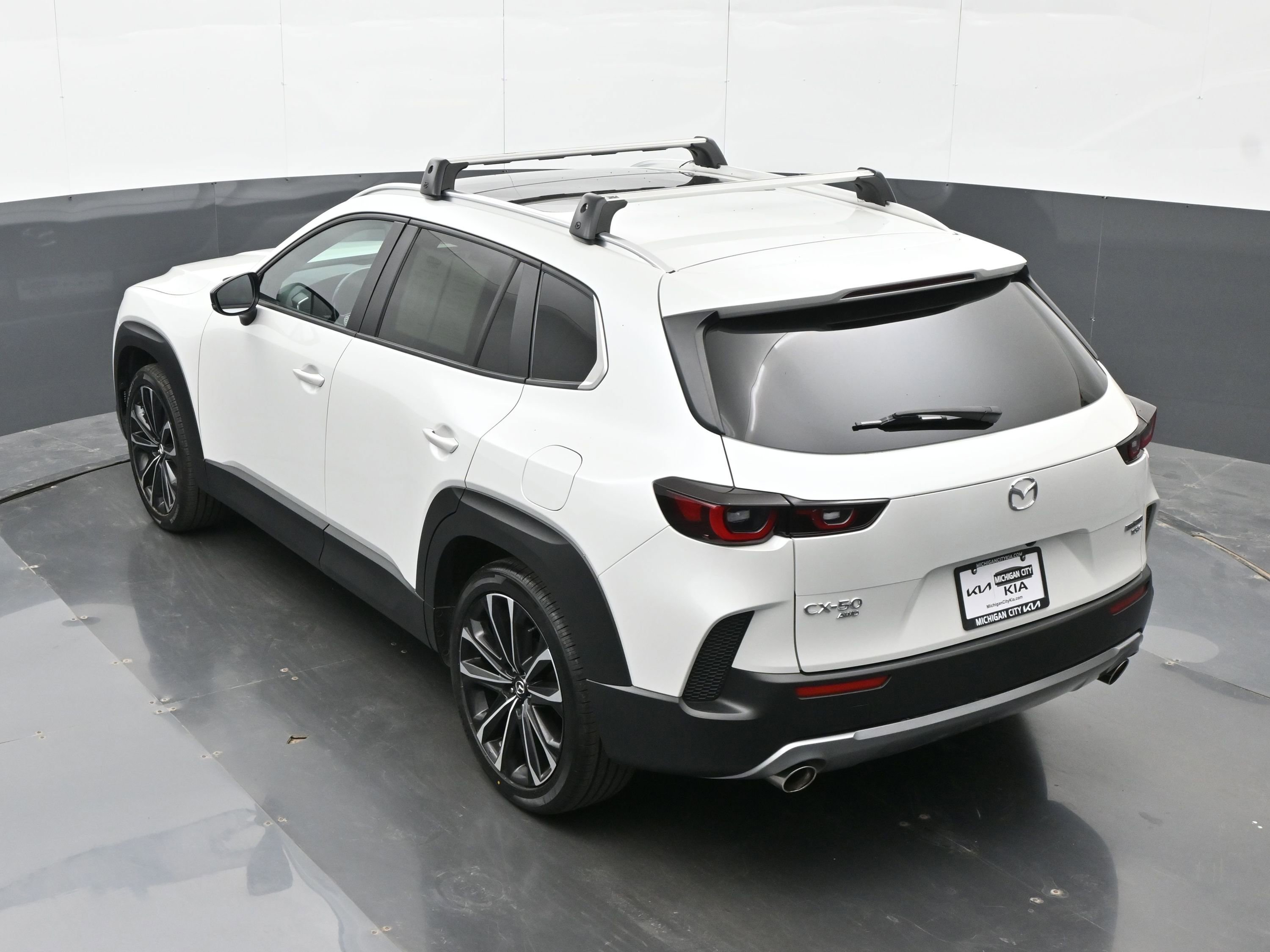 Used 2024 MAZDA CX-50 AWD 2.5 Turbo image 33