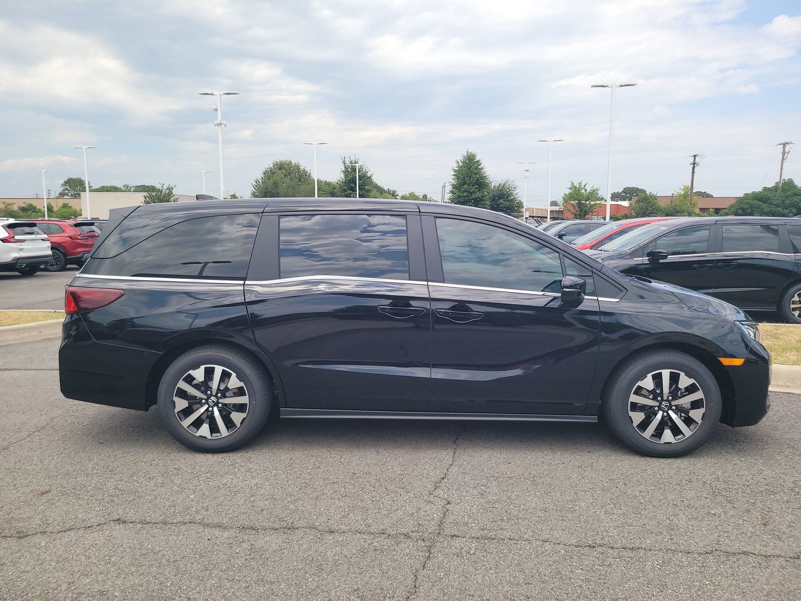 New 2026 Honda Odyssey EX-L image 2