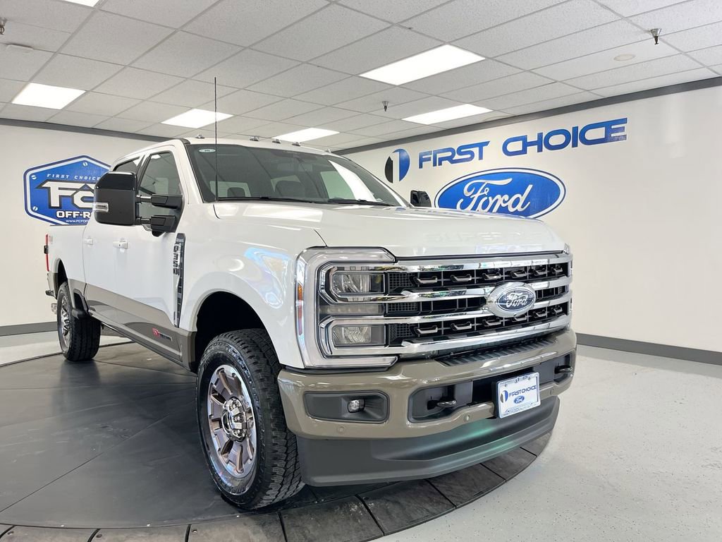 New 2026 Ford F350 4x4 Crew Cab Super Duty image 16