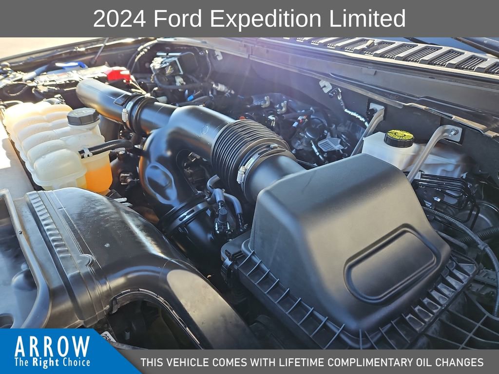 Used 2024 Ford Expedition Limited image 15
