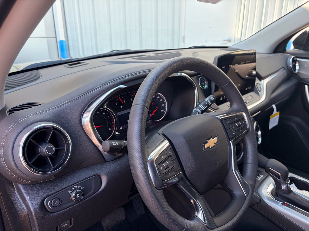 New 2026 Chevrolet Blazer LT w/ Convenience Package FWD image 15