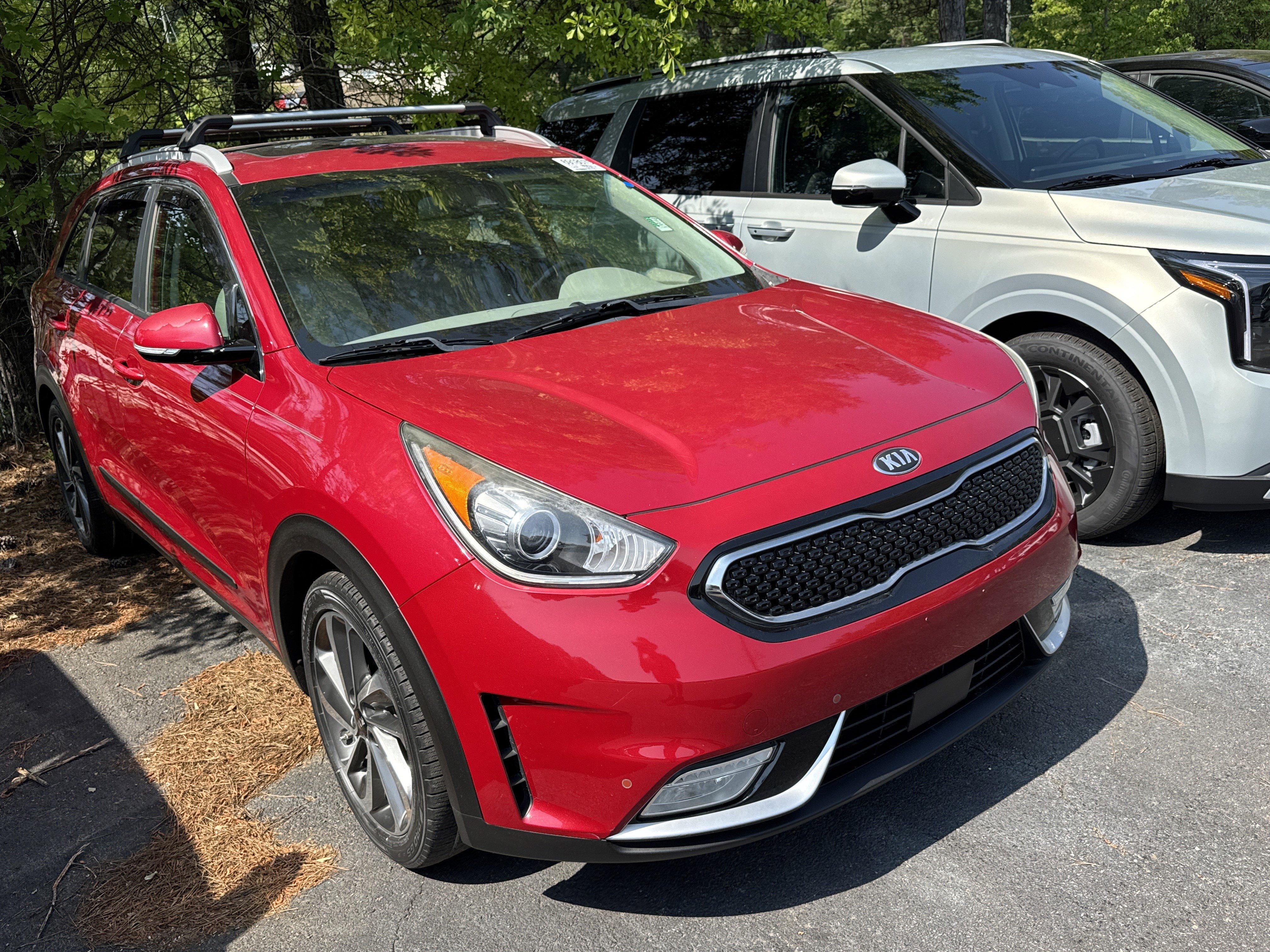 Used 2018 Kia Niro Touring FWD image 10