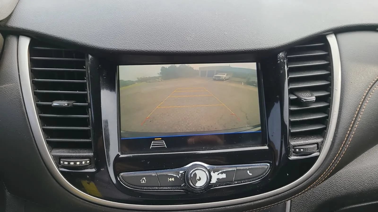 Used 2019 Chevrolet Trax LS FWD image 11