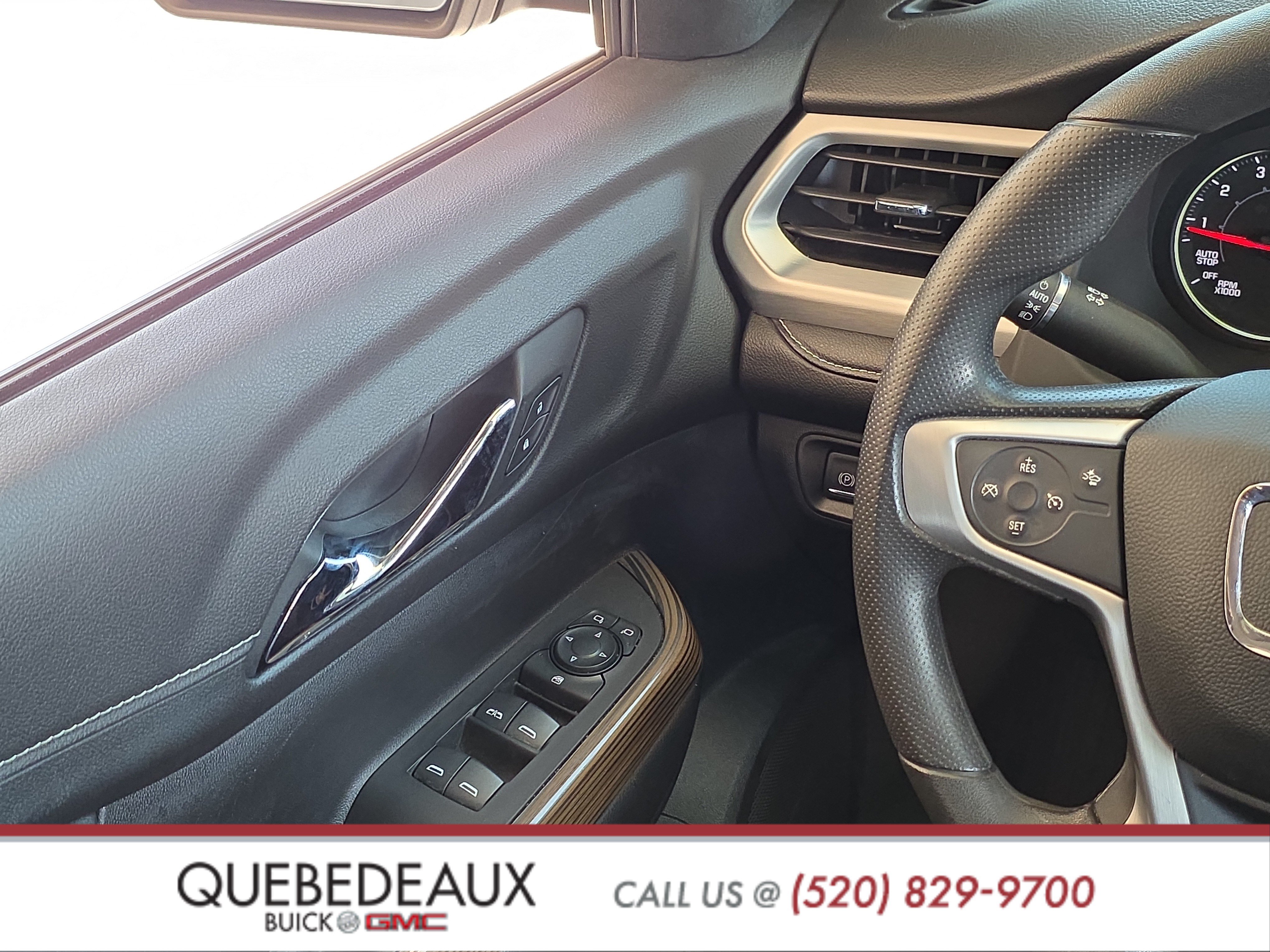 Used 2022 GMC Acadia SLE w/ Driver Convenience Package FWD image 21