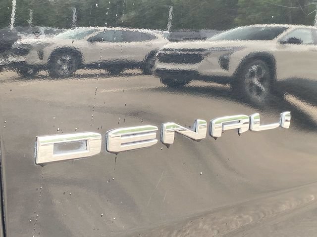Used 2023 GMC Yukon Denali AWD/4WD image 31