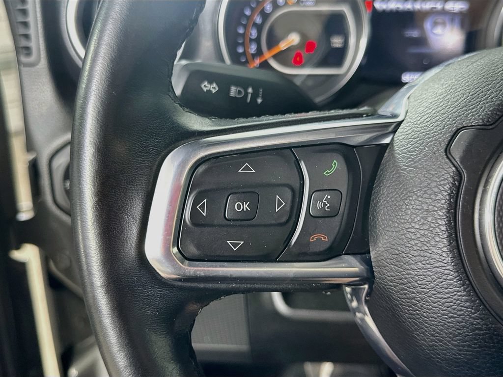Used 2021 Jeep Wrangler Unlimited Sahara AWD/4WD image 25