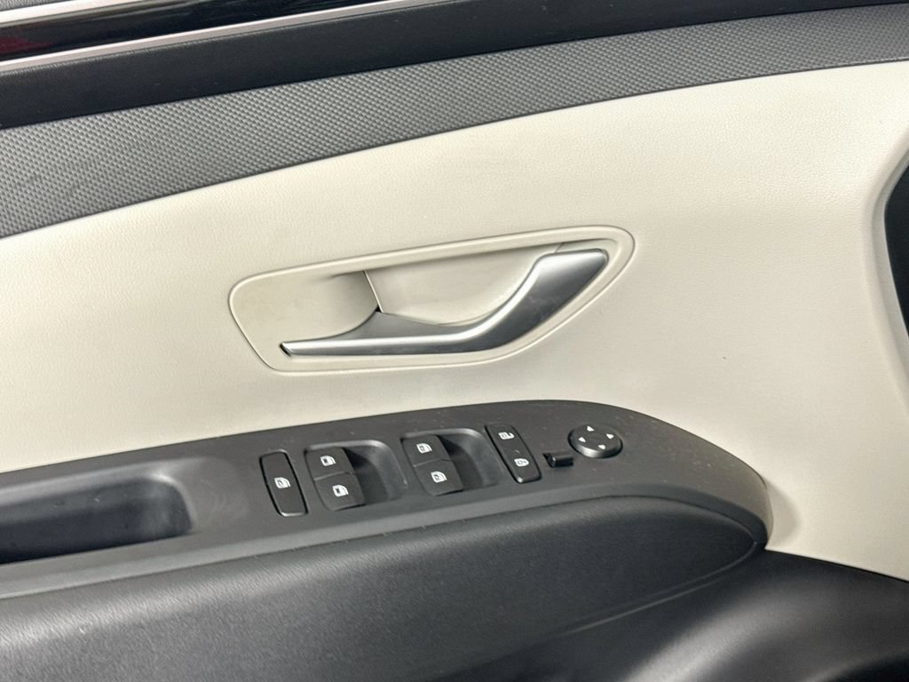 Certified 2024 Hyundai Tucson SEL FWD image 17