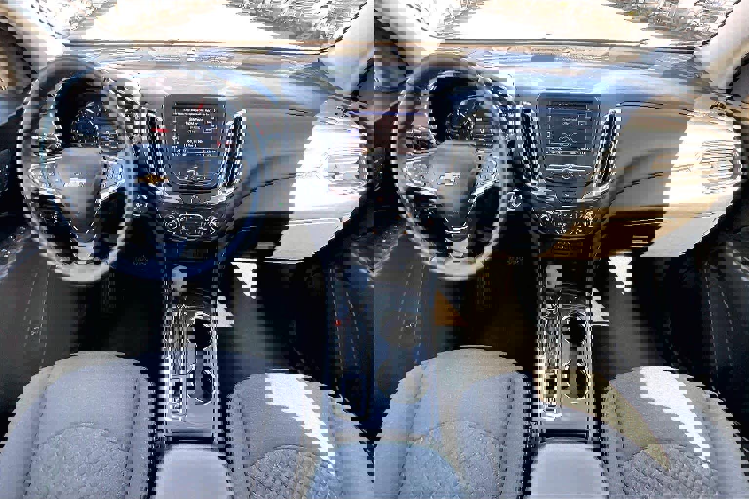 Used 2024 Chevrolet Equinox LT image 17