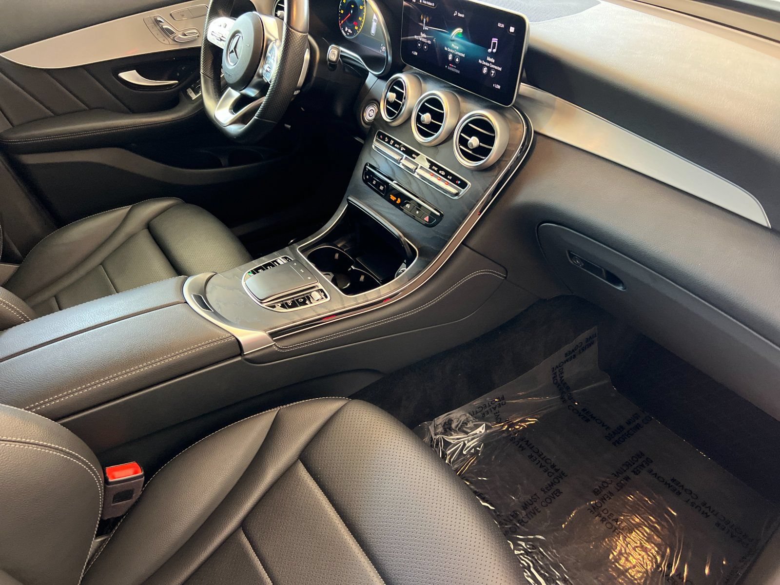Used 2021 Mercedes-Benz GLC 300 4MATIC image 15
