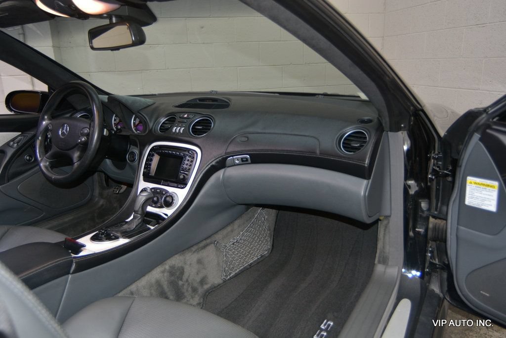 Used 2004 Mercedes-Benz SL 55 AMG image 23