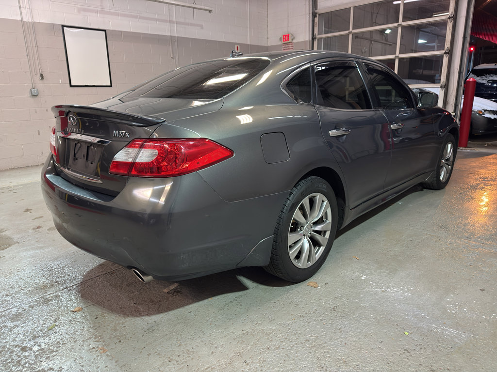 Used 2012 INFINITI M37 x w/ Premium Pkg image 6