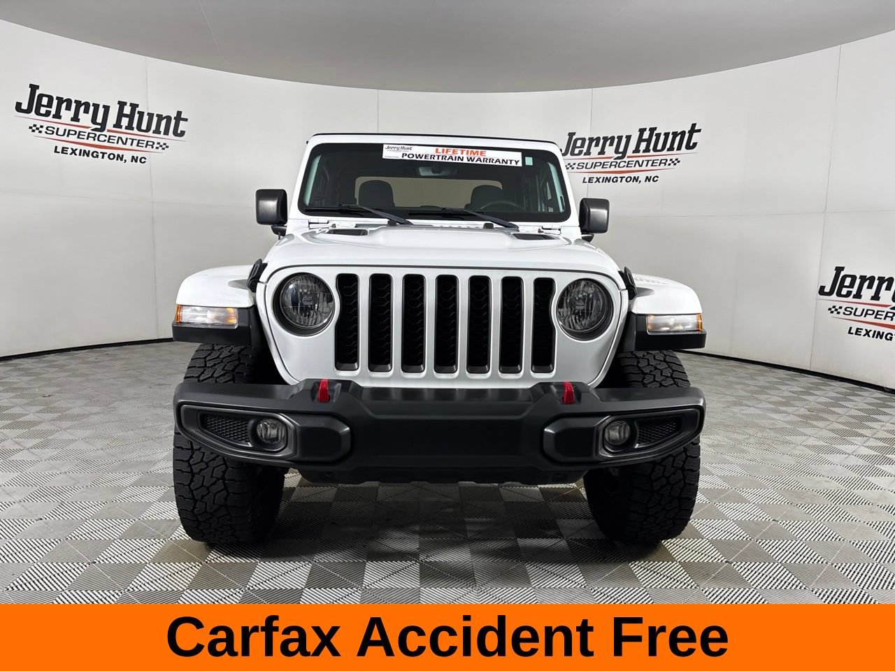 Used 2023 Jeep Gladiator Rubicon w/ Trailer Tow Package AWD/4WD image 3