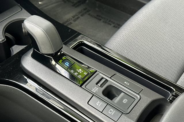 Certified 2024 Toyota Prius LE image 27