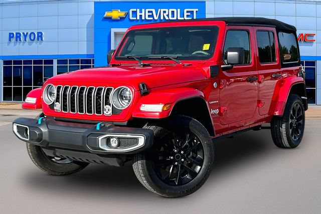 Used 2024 Jeep Wrangler Unlimited Sahara AWD/4WD image 3