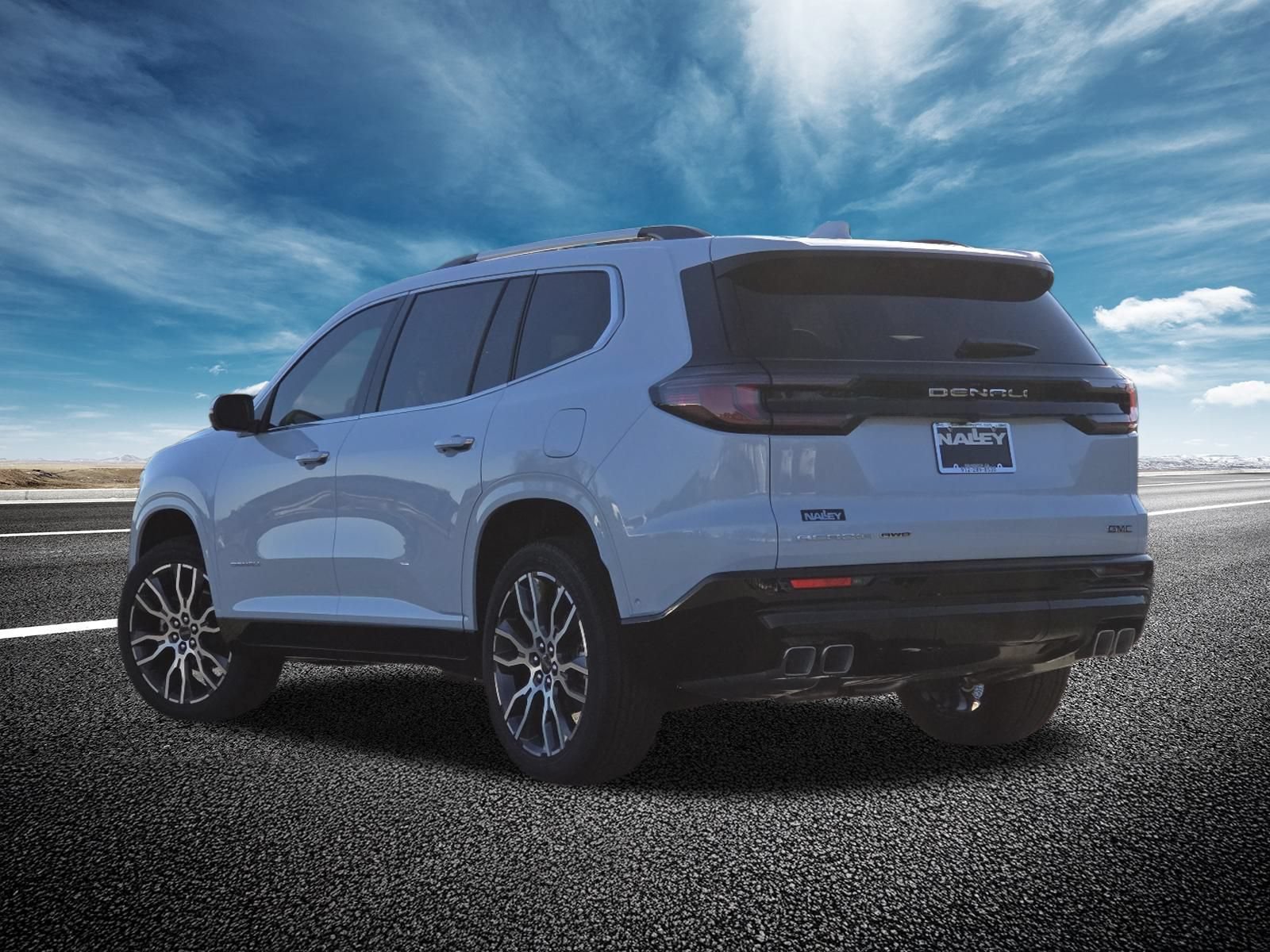 New 2026 GMC Acadia Denali Ultimate w/ LPO, Floor Liner Package AWD/4WD image 23