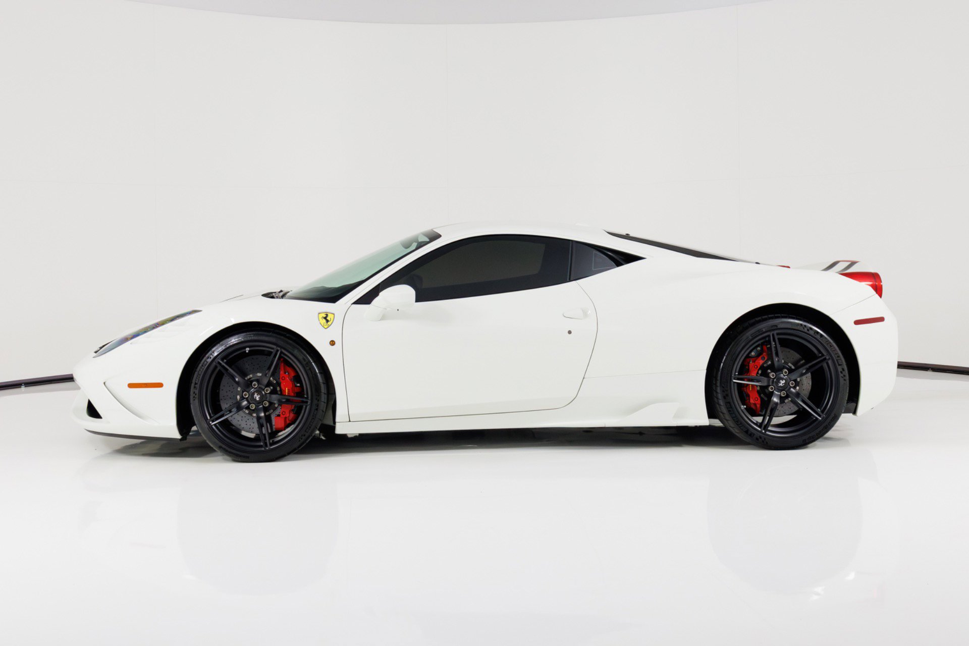Used 2014 Ferrari 458 Speciale Coupe image 6
