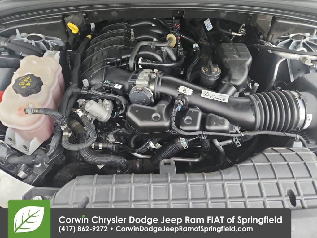 Used 2024 Jeep Grand Cherokee Altitude image 34