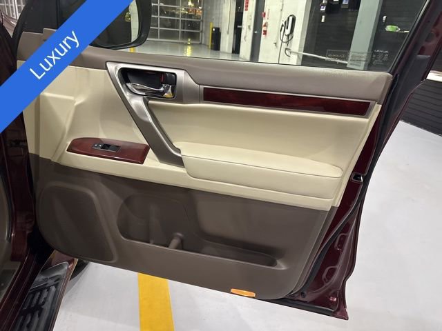 Used 2013 Lexus GX 460 image 30