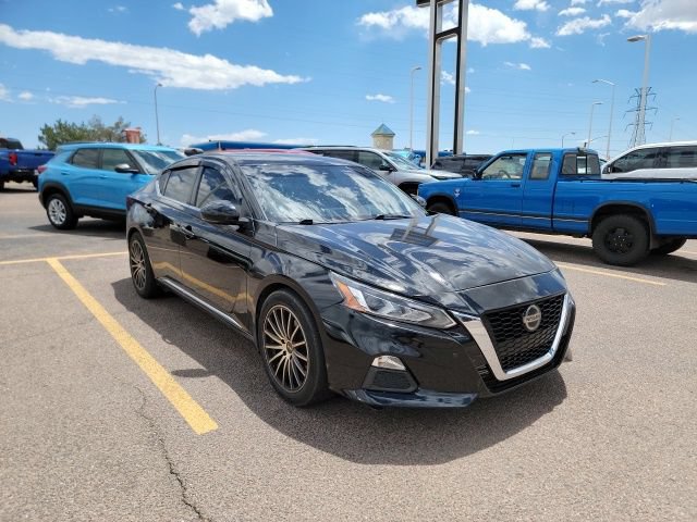 Used 2020 Nissan Altima 2.0 SR FWD image 3