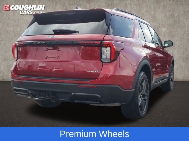 Used 2025 Ford Explorer ST-Line w/ Premium Package image 10